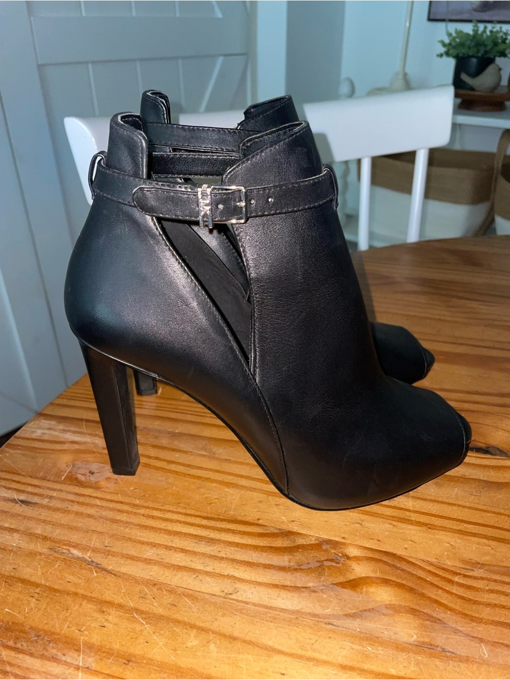 MICHAEL Michael Kors Lawson Open Toe Leather Bootie Size 10 M Black